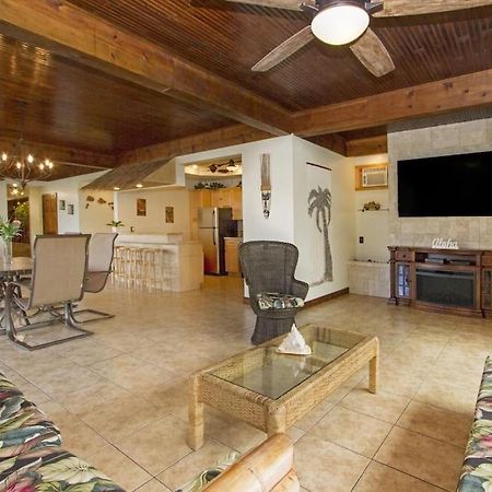 ホノルル Hawaiian Kingアパートホテル エクステリア 写真
